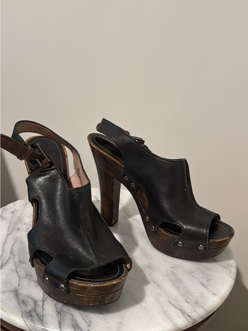 Frye Black Leather Platform Slingback Sandals
